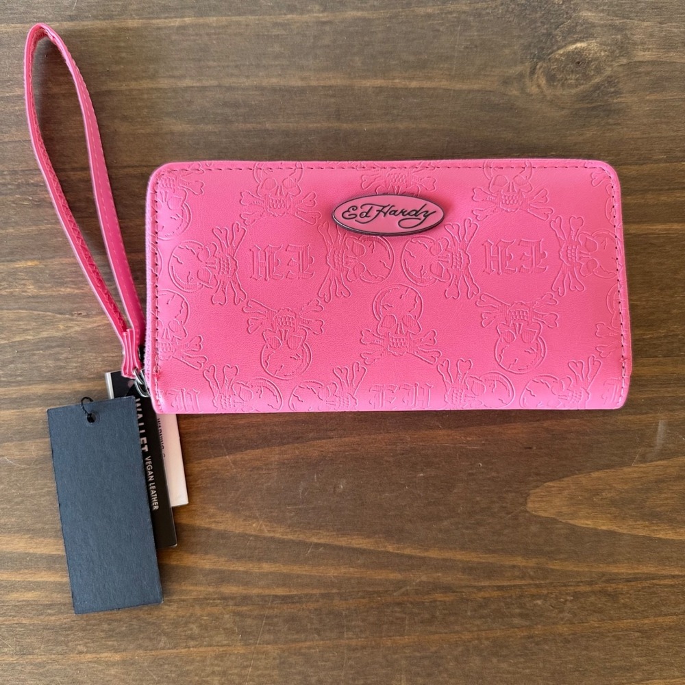 Ed Hardy Pink Skull Embossed Zip Around Wristlet Wallet NWT Y2K